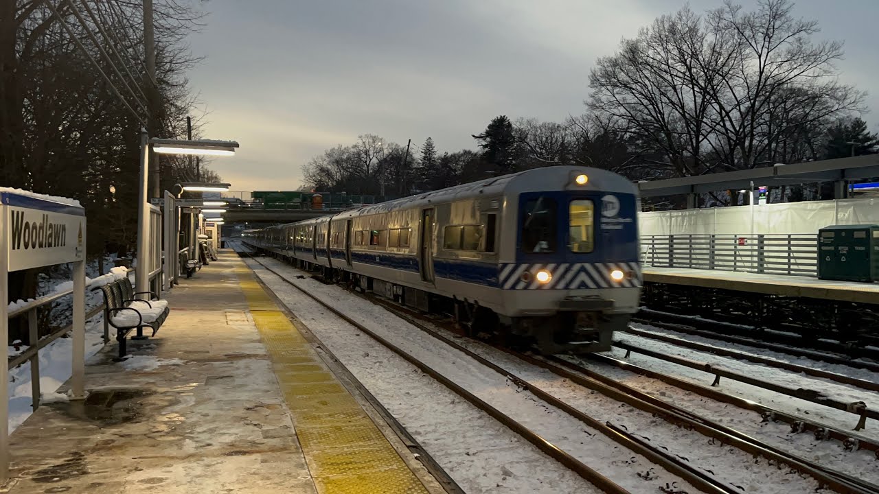 MTA Metro North RailRoad: Harlem, Wassaic, Danbury and New Haven Line PM Rush Hour Action @ Woodlawn