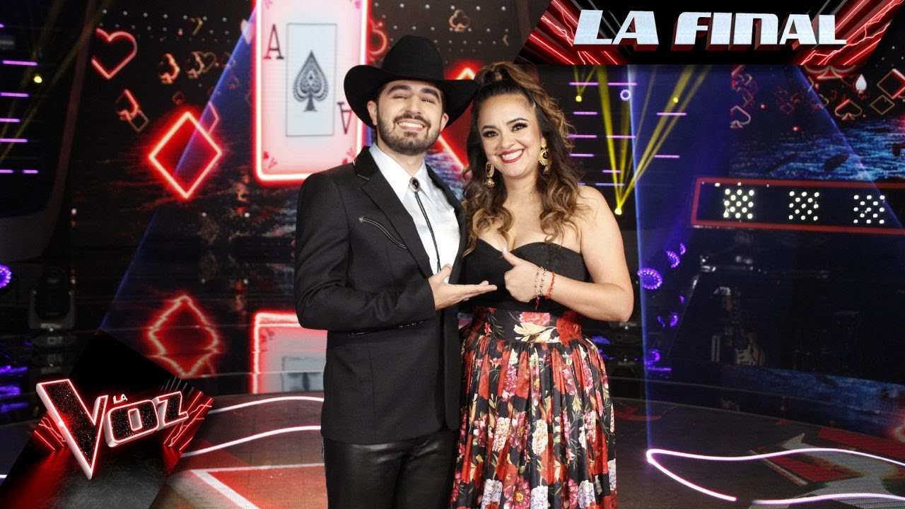 Joss Favela y su finalista cantan 
