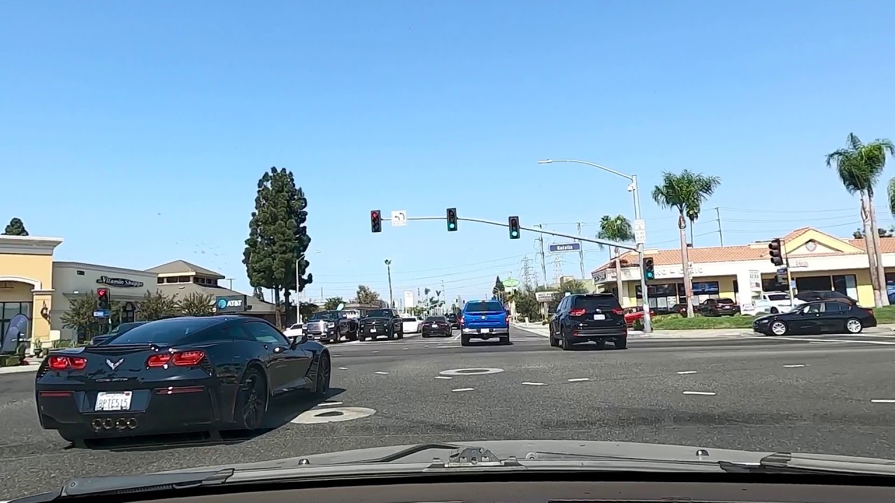 Driving on Tustin street in Orange, California 🚘