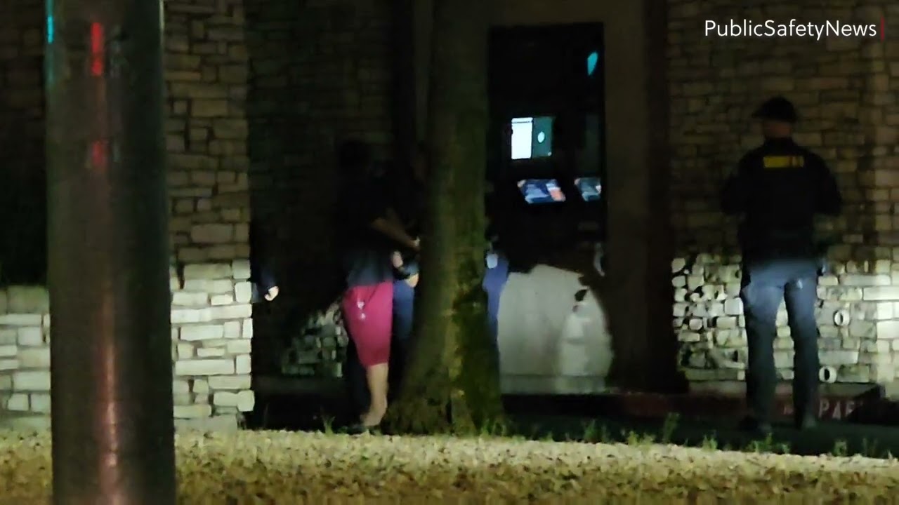 Sacramento Police Respond to A Burglary In Progress at a Starbucks Drive-Thru