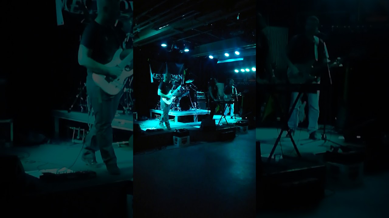Make my day live at Soundcaf&eacute;
