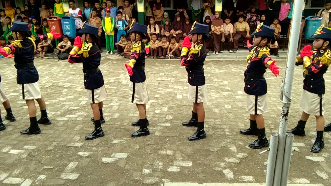 Paskibra SDN Palumbonsari IV Karawang Timur