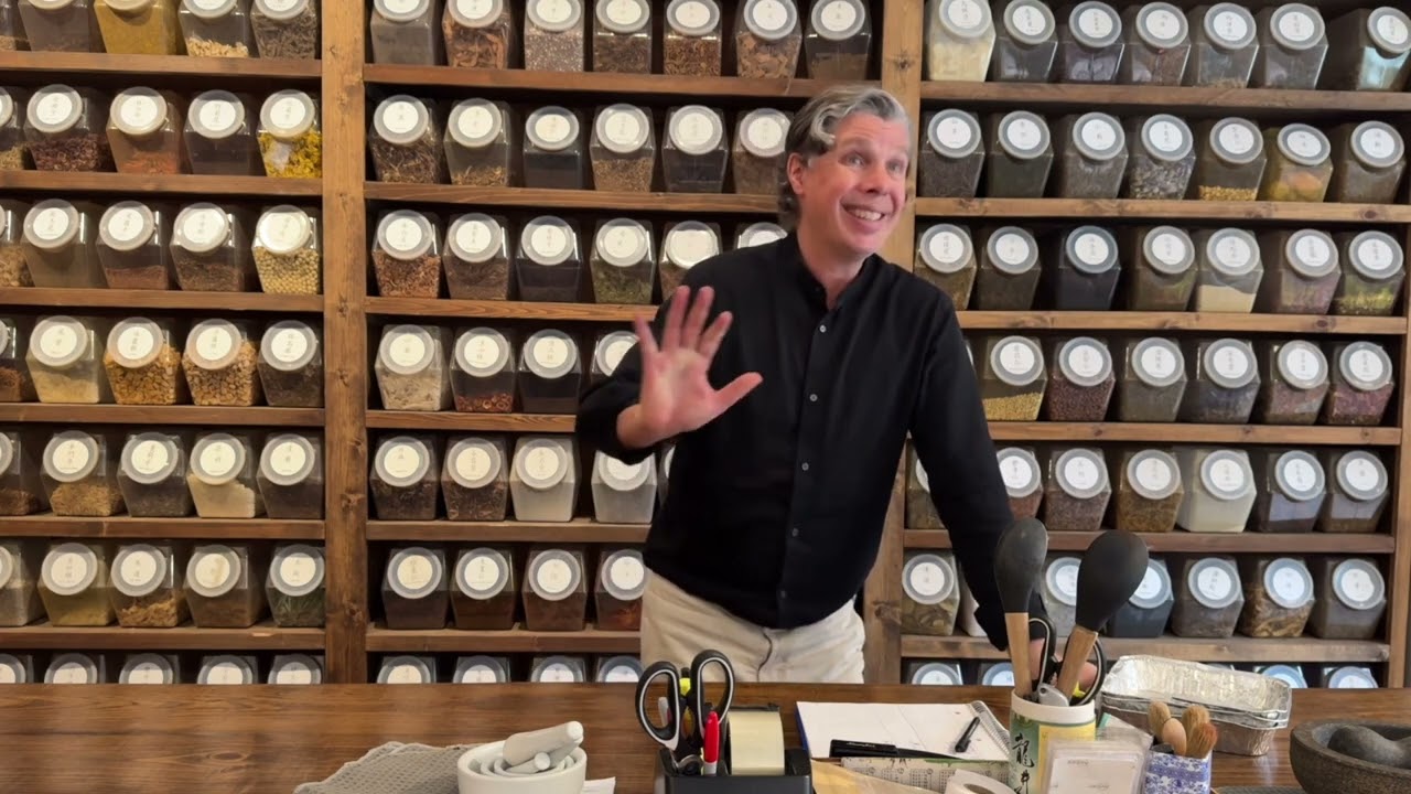 Quick Discussion with our Residents: Herbs for Foot Soaks