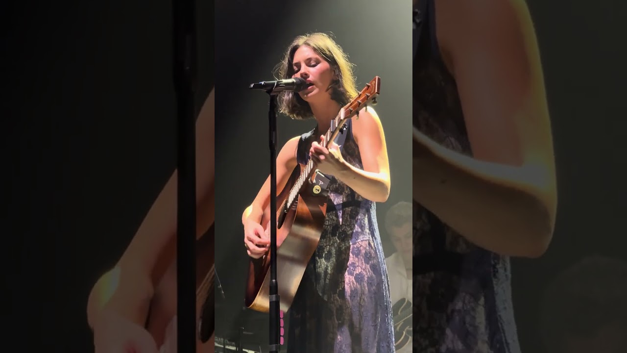 Gracie Abrams (Live) - Camden (Seattle, WA - WAMU Theater) (9/6/2024)