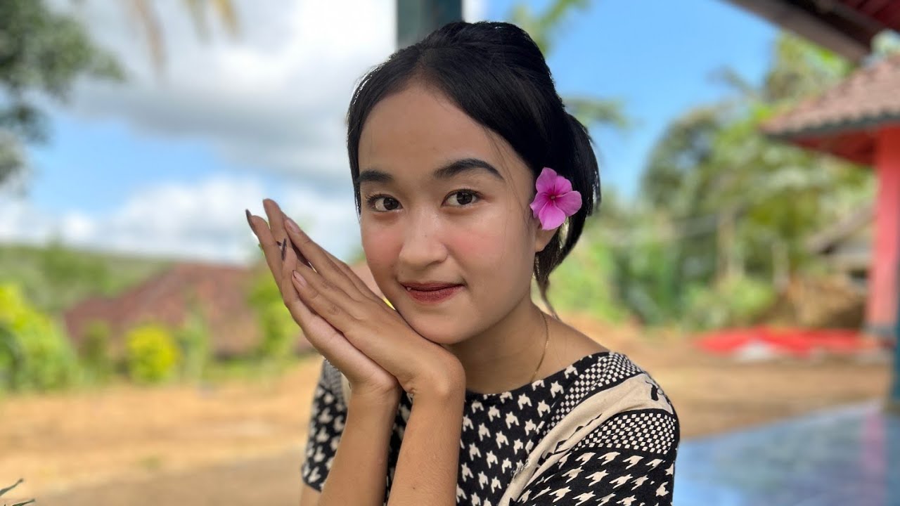 BIKIN BETAH GAK INGIN PULANG!! NEMENIN NENG SYIFA DI SAUNG SAWAH LAGI NGADEM KATANYA