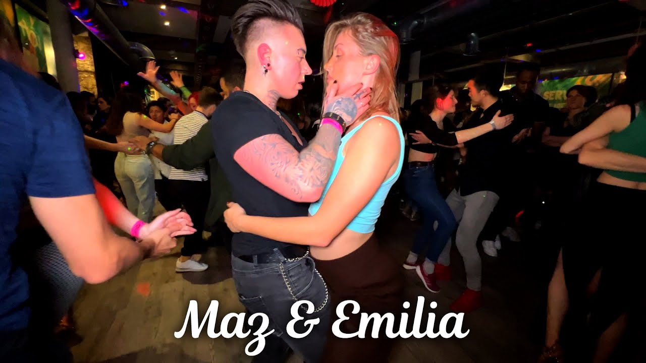 Bachata social dance by Maz & Emilia at Bachata Kiss💋 in London.