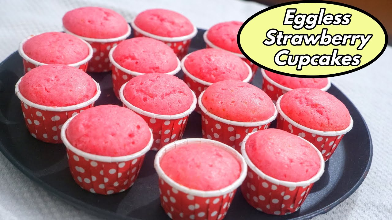 Eggless Strawberry Muffins | Strawberry Cupcakes| Easy & Quick Muffins Recipe| Fresh & Moist Muffins
