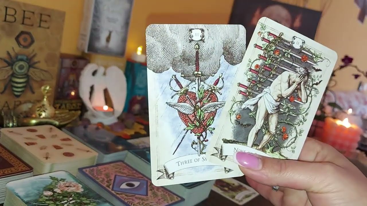 Таро💔💭🔮 Между двама души-кого избира сърцето му/й!?🍀🪽