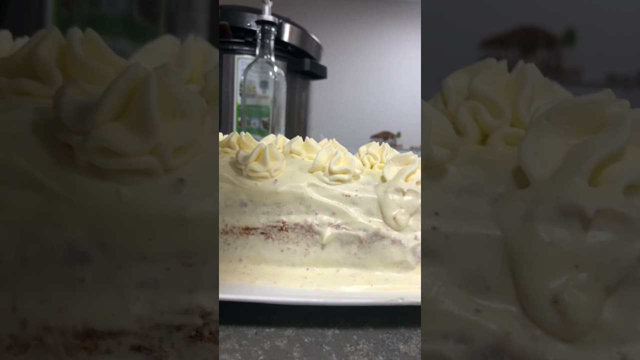 Really good 👍 Cake 🎂 Design Don&rsquo;t Forget to Subscribe and like 👍