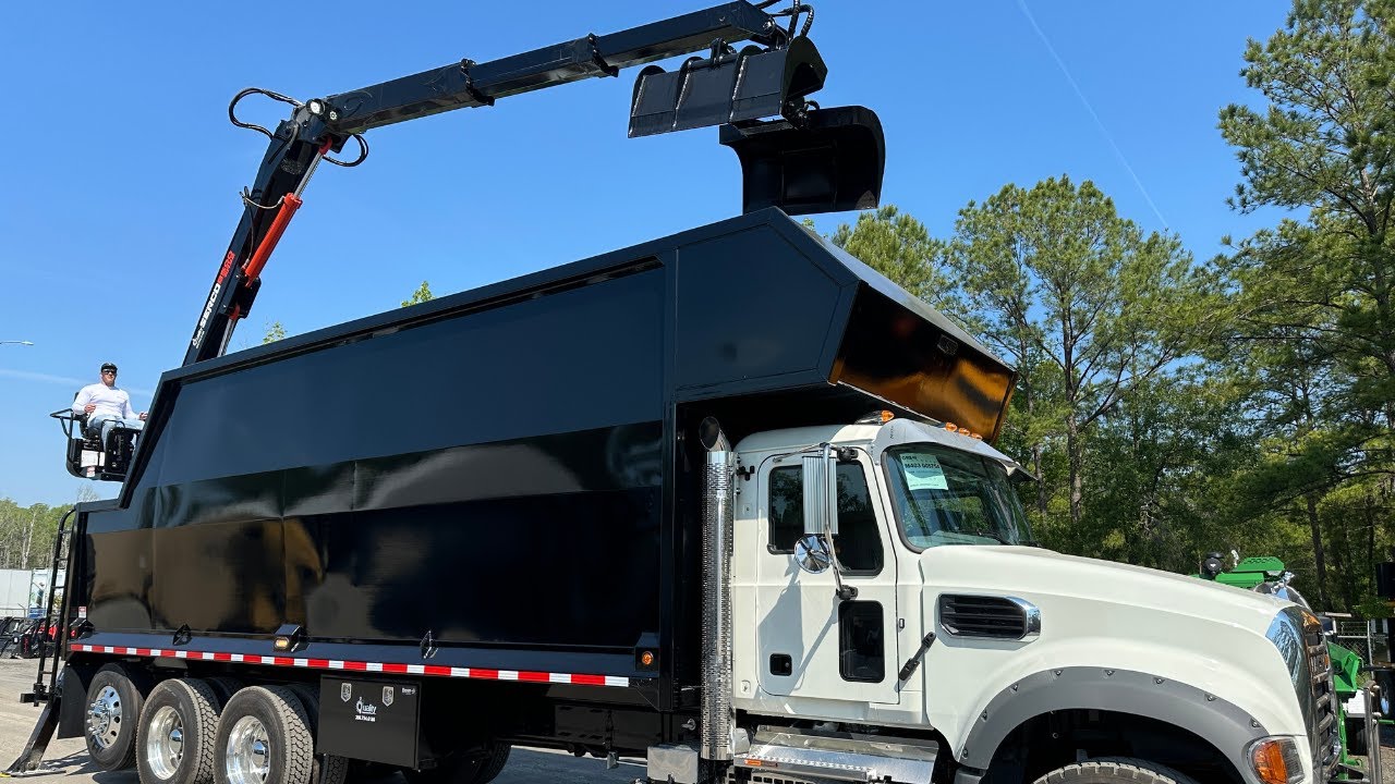 2025 Mack Grapple Truck Walk-Around / NEW SERCO 8500 SR32!
