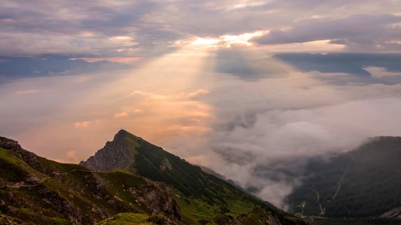 Across  the Mountains  -  Vangelis