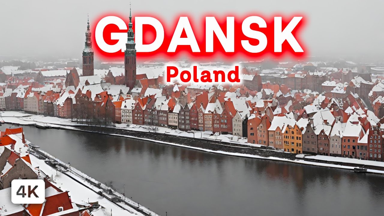 Gdansk Poland: Light Snowfall in The Most Beautiful City in Poland  🇵🇱 4k Walking Tour 2024