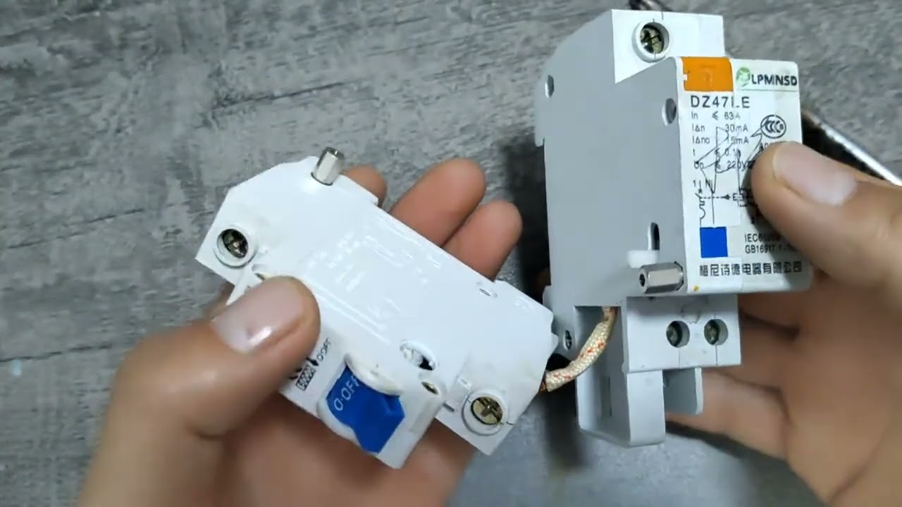 这种漏电保护器坏了不要直接扔掉，拆开它这样做，立马价值翻倍！ #漏电保护器 #电工知识 #技术分享 #小发明大作用 #生活妙招分享