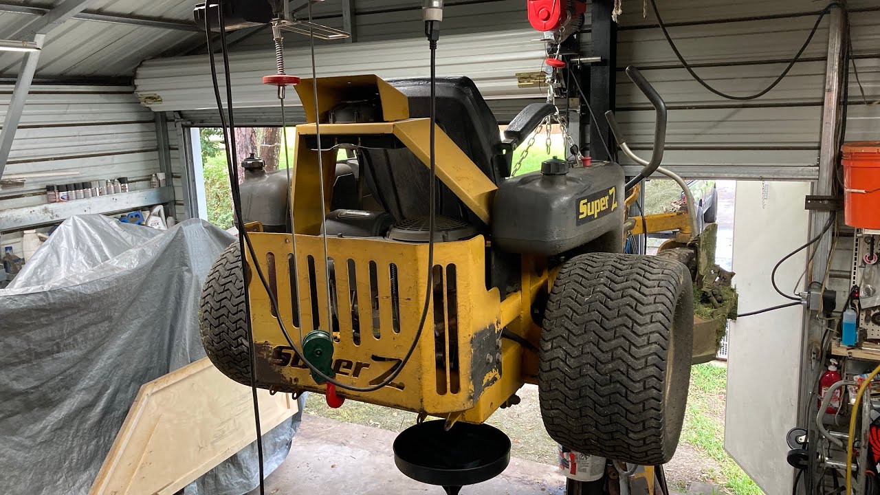 ZERO TURN MOWER HYRO OIL CHANGE