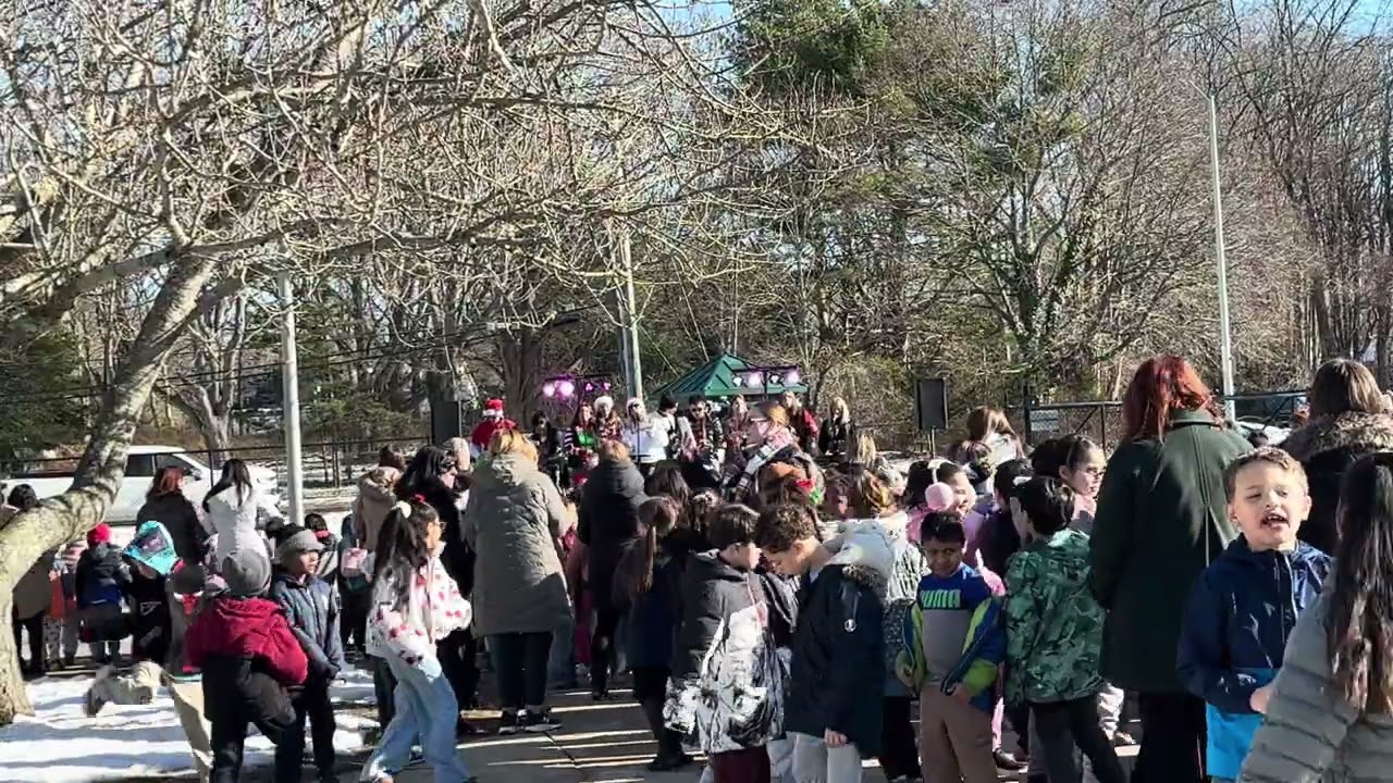 Moriches Elementary Holiday Rock Concert 2025