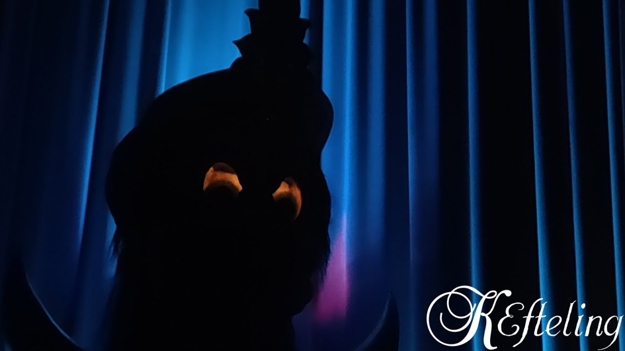 oosterse geest. 💀🗝️🕯️🦇🎻🎼