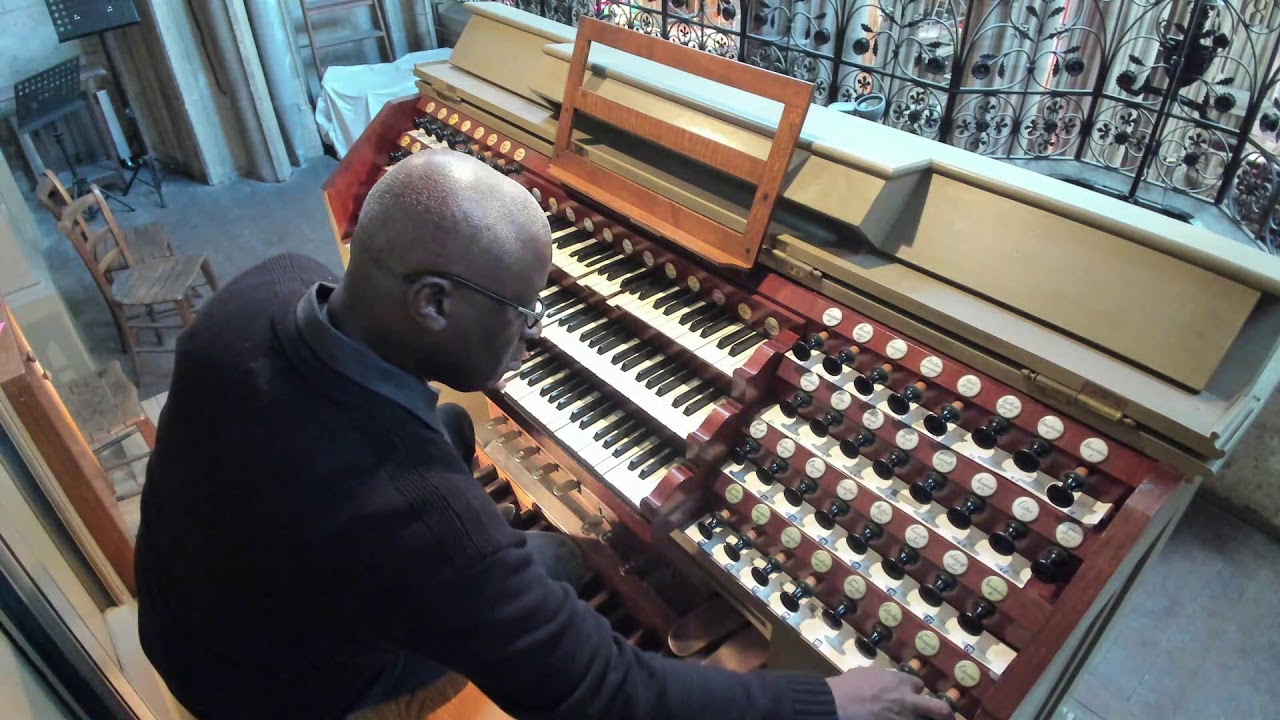 WAYNE MARSHALL PLAYS AN IMPROVISATION ON THE ORGAN IN THE VOTIV KIRCHE,  VIENNA