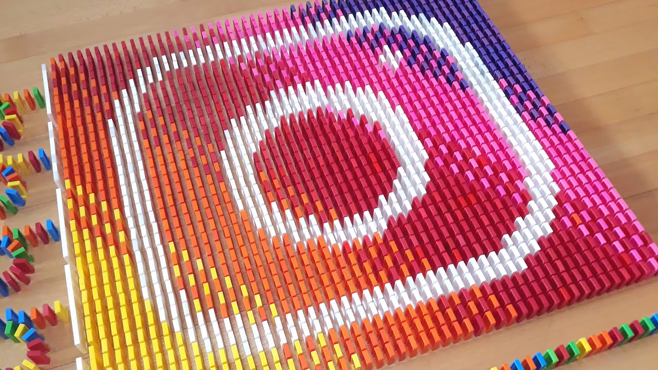 Social Media Apps Made From 20,000 DOMINOES | Satisfying Domino Screen Link