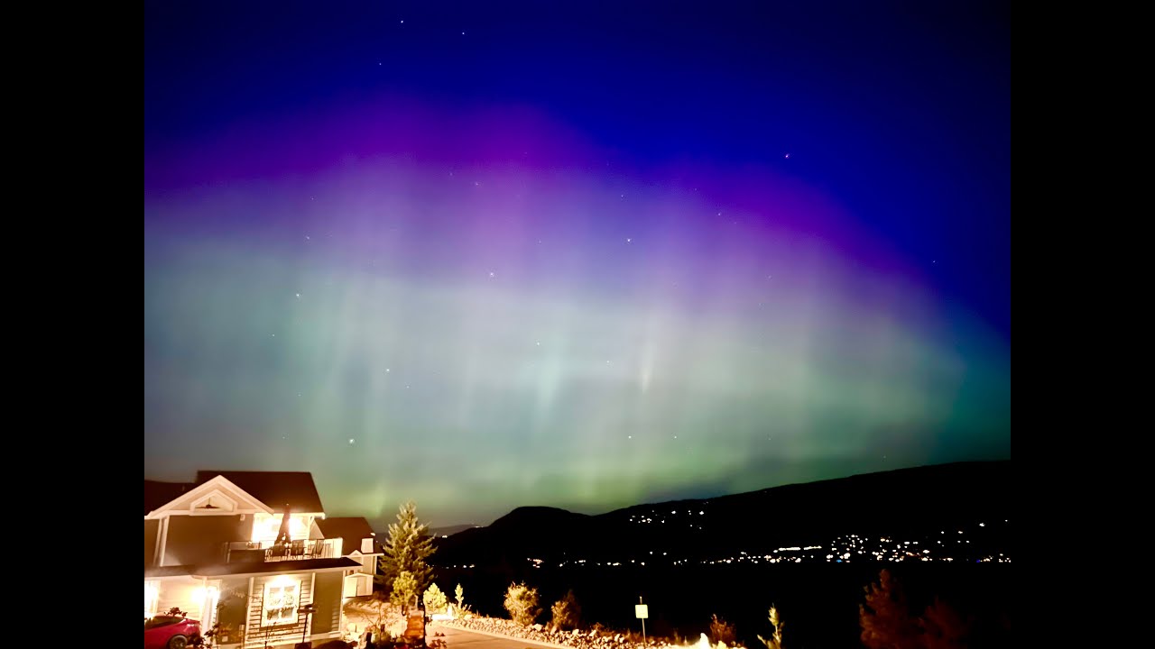 Aurora LIVE
