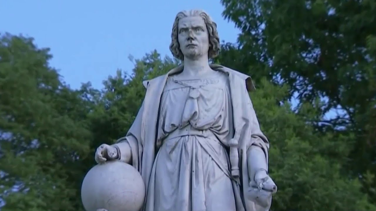 Armed Group Surrounds South Philly Christopher Columbus Statue | NBC10 Philadelphia