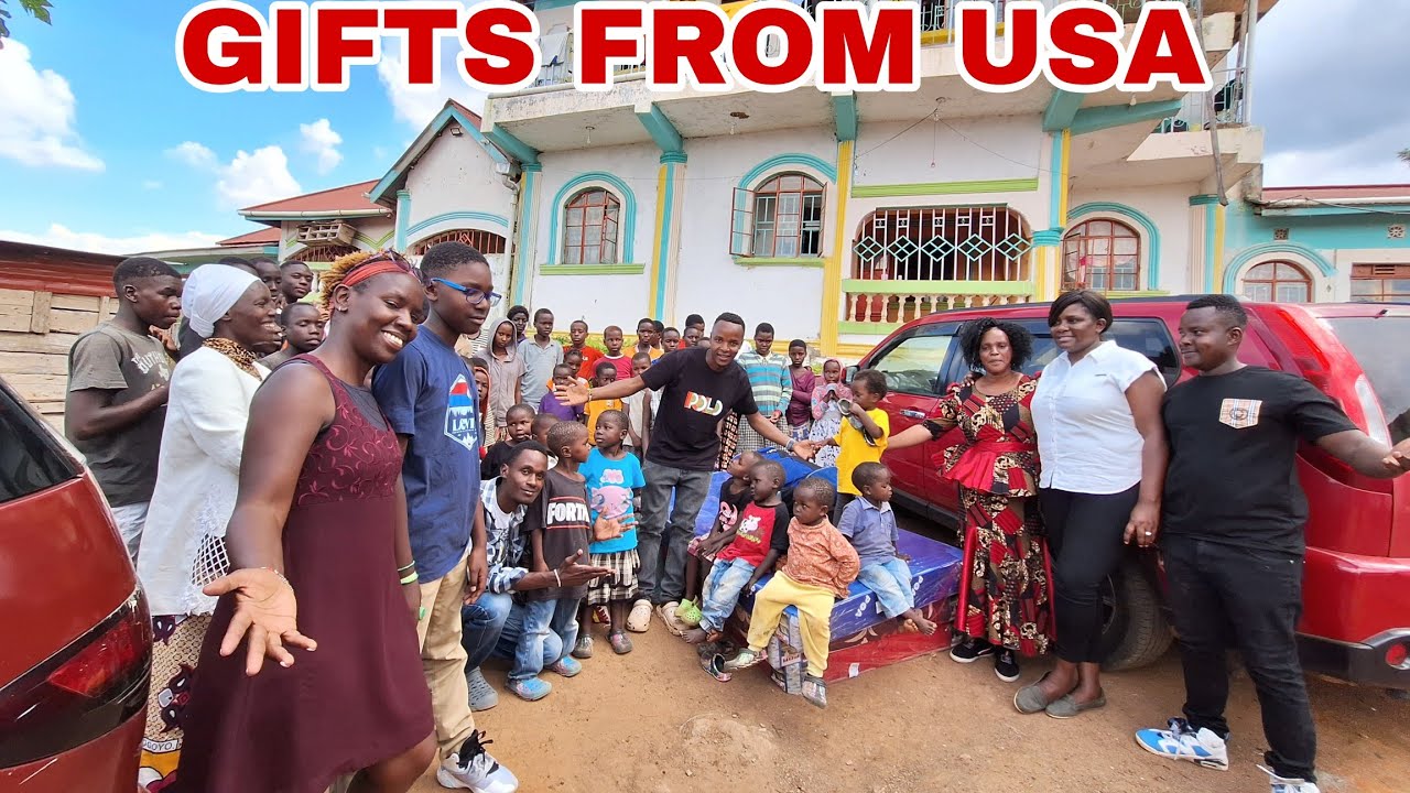 BIG SUPRISE !! FIRST TIME AMERICAN 🇺🇸 FAMILY JOINS THIS ORPHANAGE WITH GIFTS FOR CHRISTMAS 🎄