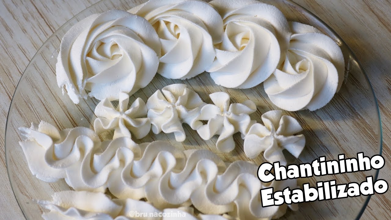 CHANTININHO ESTABILIZADO COM GLACÊ REAL - Bru na Cozinha