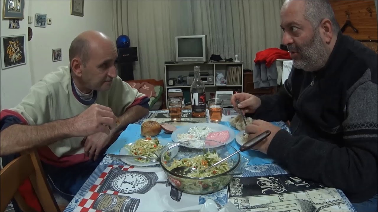 Τα φτωχαδακια της Θεσσαλονικης με ρετσινα ΡΟΖΕ Μαλαματινα!