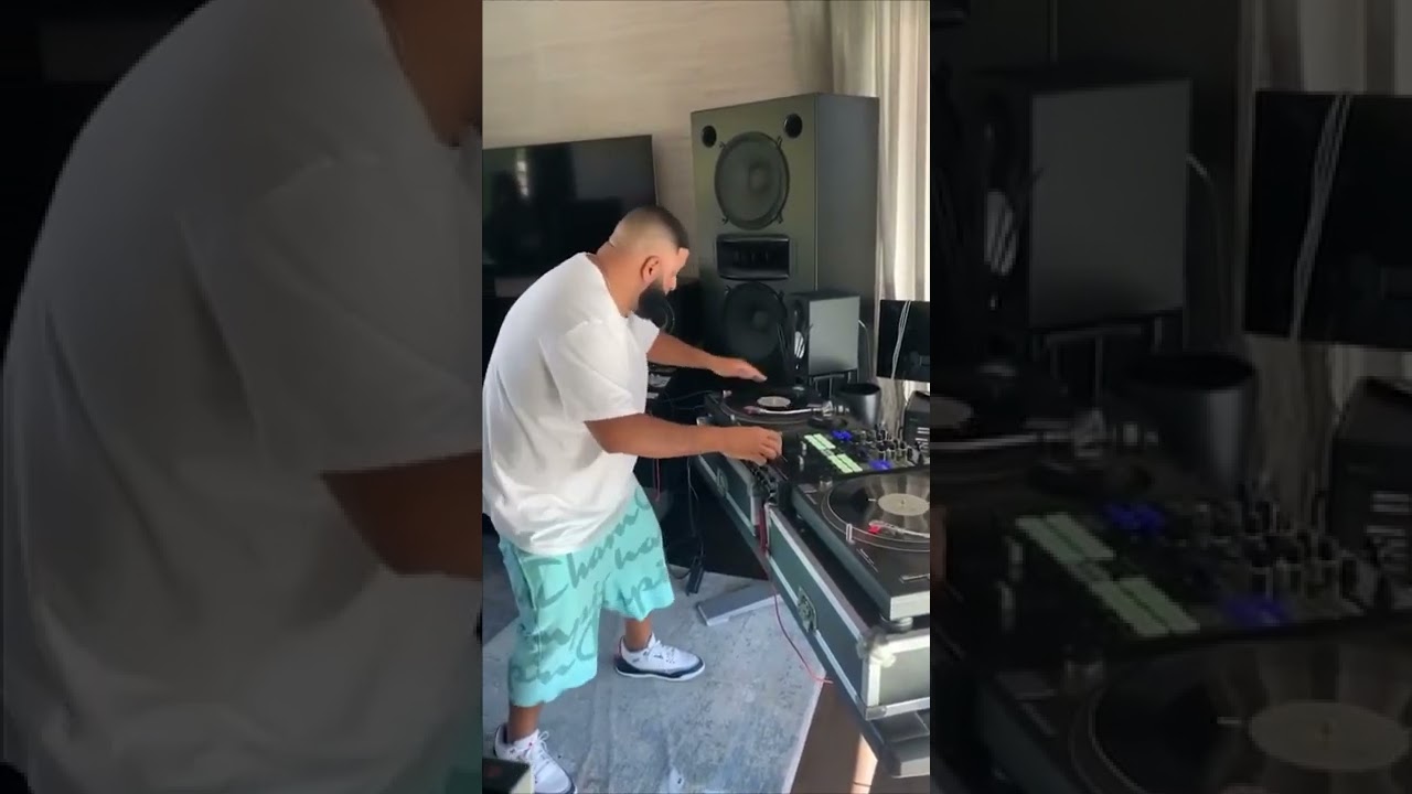 DJ KHALED DJ'ING
