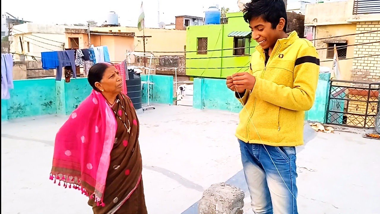 Patang udate wakt daant pad gyi 😬