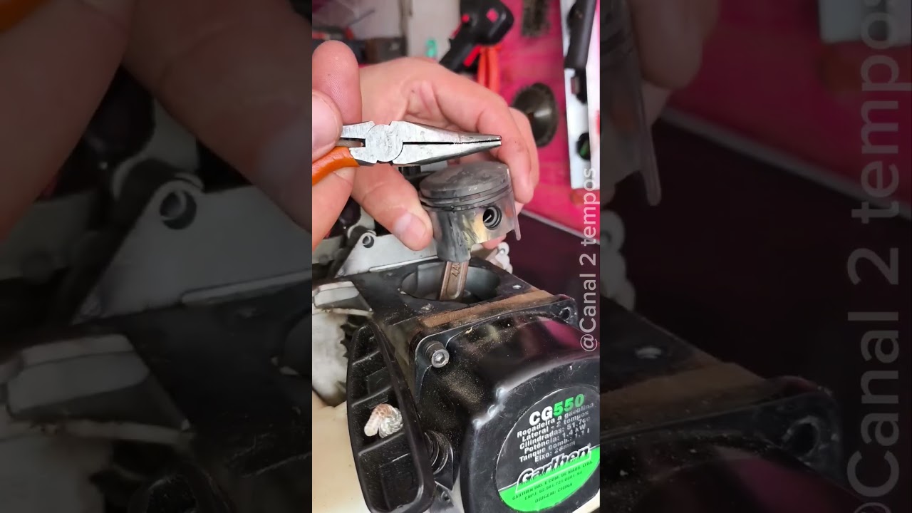 Motor da ro&ccedil;adeira fundiu.