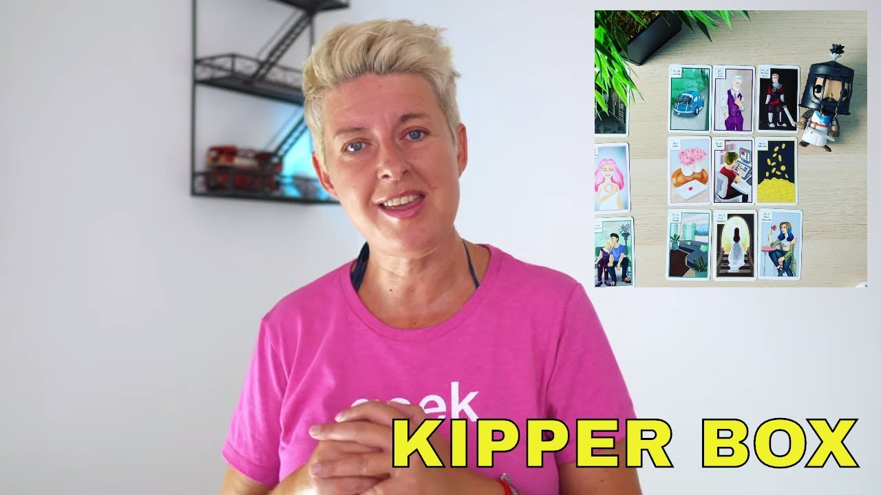 Разворот с коробкой для копчёной сельди 🍒 Портретный разворот 🍒 Карточки с копчёной сельдью 3 x 3