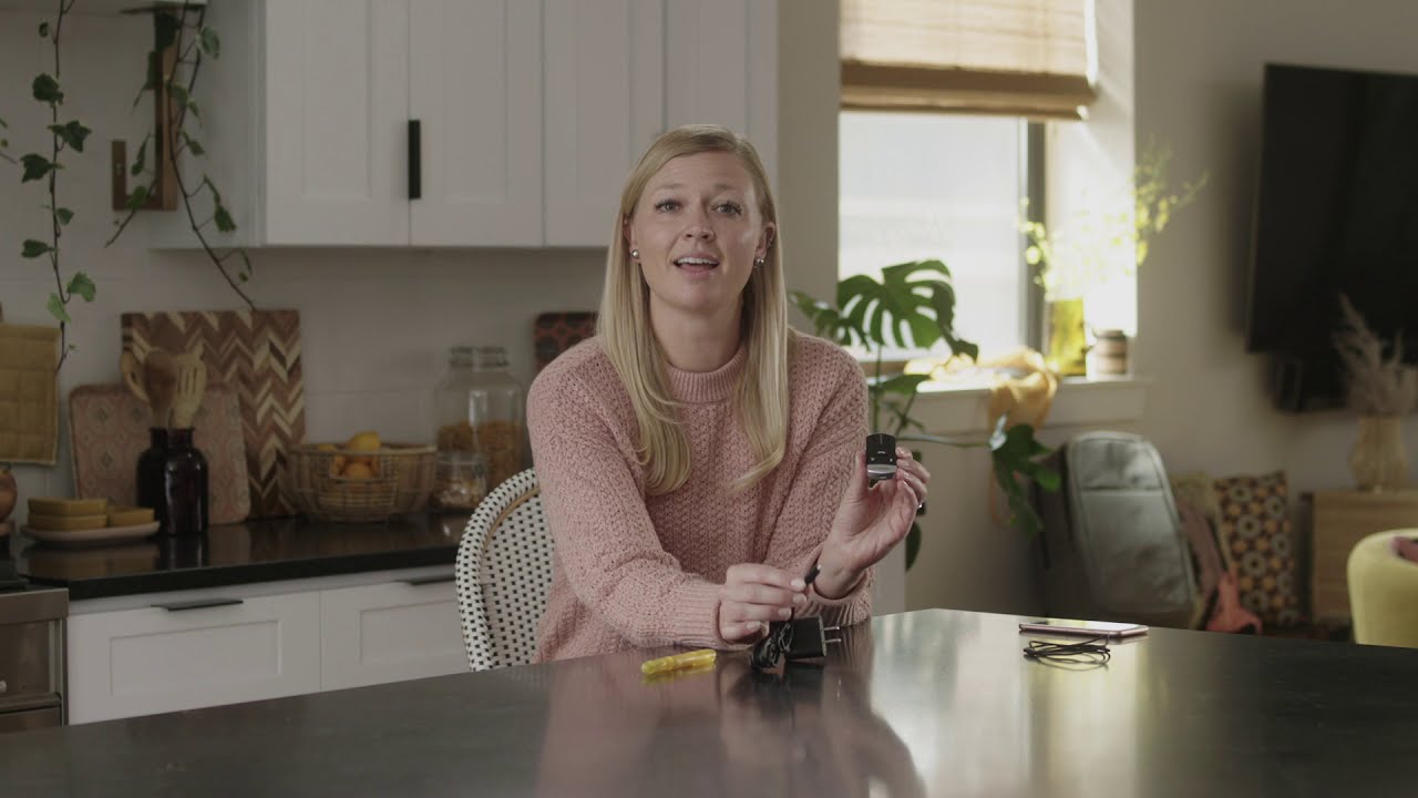 Go hands-free with the Cochlear™ True Wireless™ Phone Clip and the Nucleus® 7 Sound Processor