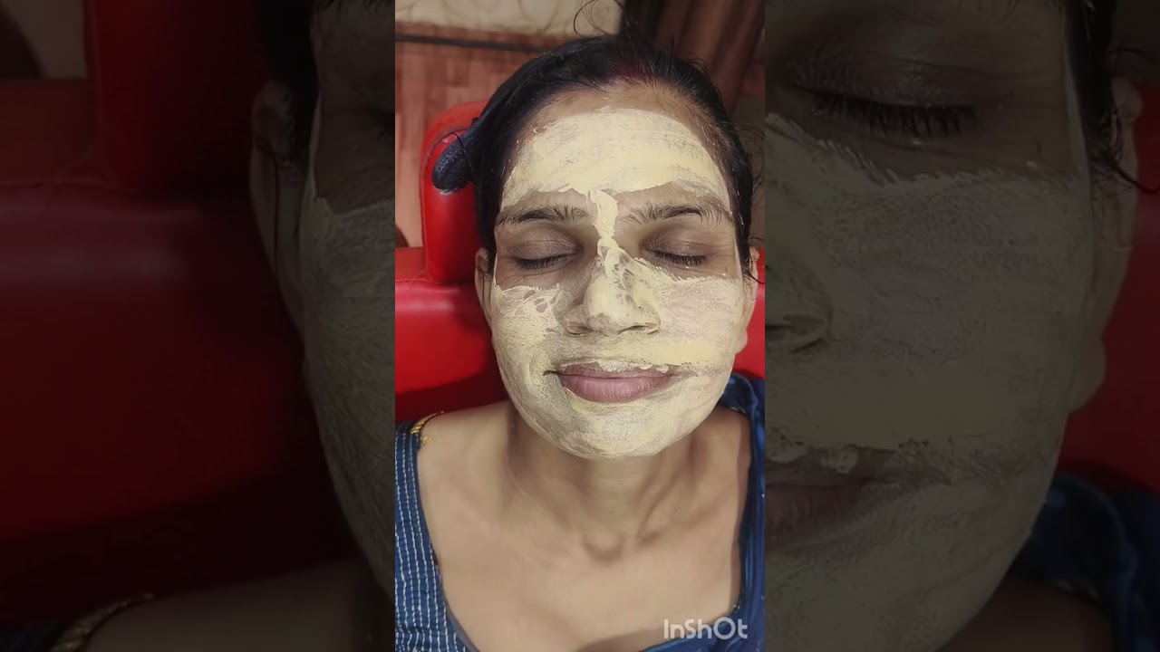 Embracing the beauty by cleaning her face #trending #facial 