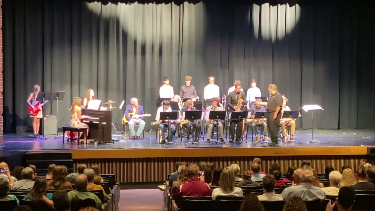 Magnolia HS Jazz Ensemble playing Steely Dan's 