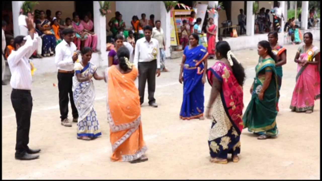 Parents celebrating sports day in SKV HI Tech school