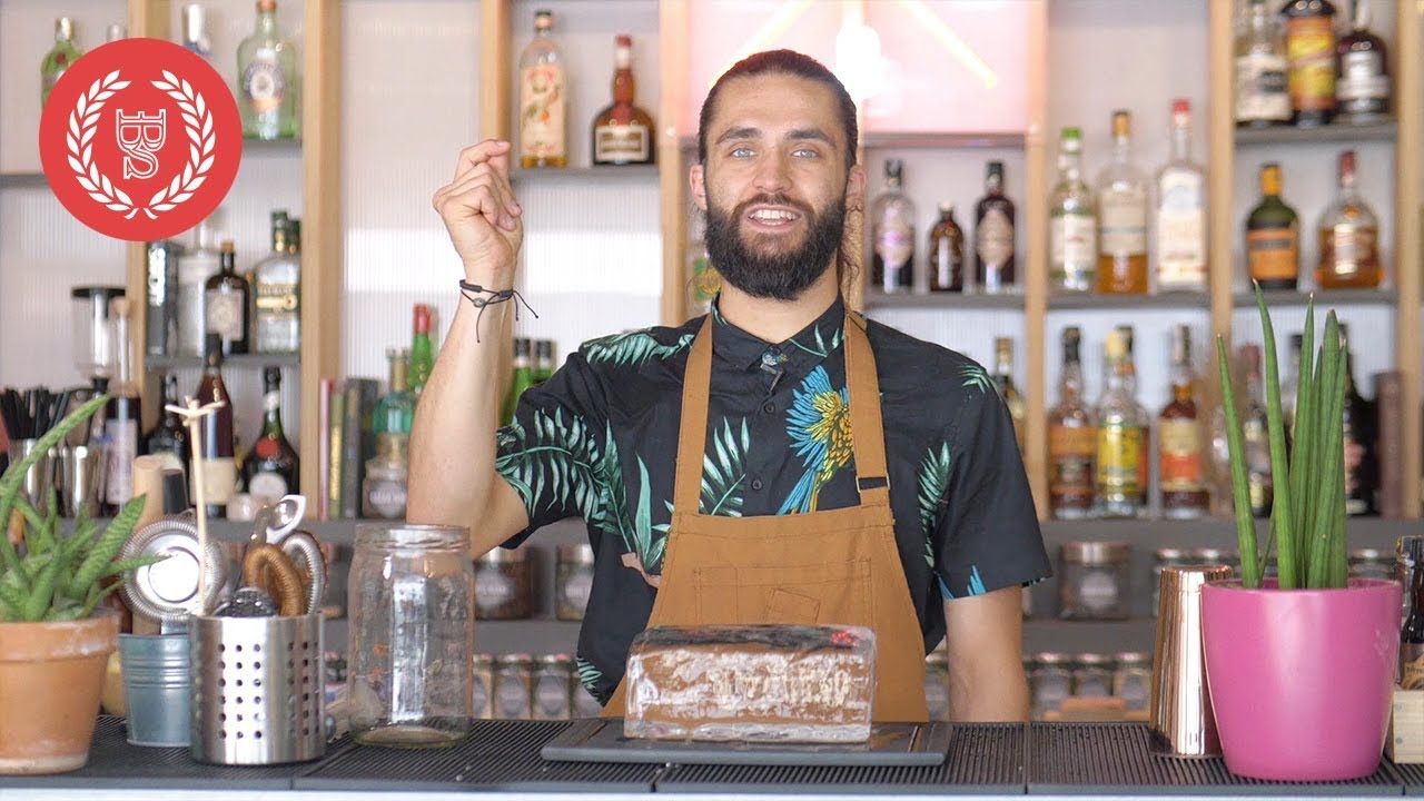 How to easily make crushed ice and clear ice cubes at home | Bartending made easy - Episode 5