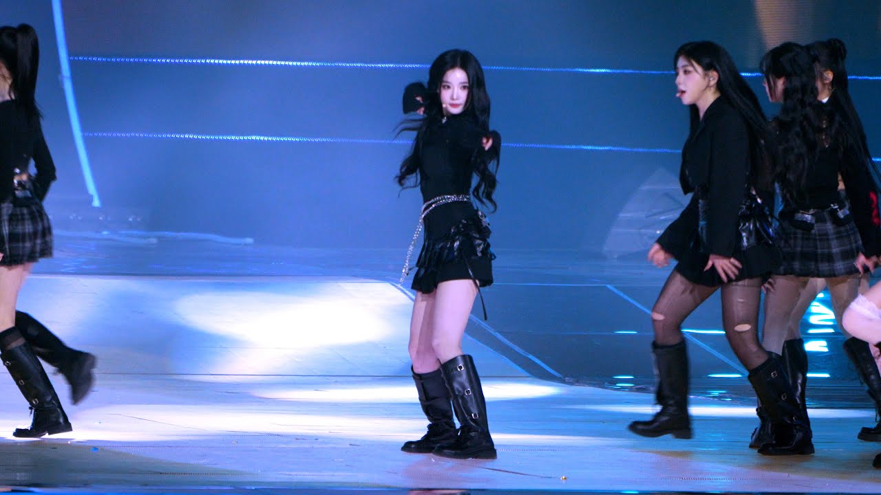 [4K CAM] 241220 트리플에스 김유연 tripleS Kim YooYeon Focus Girls Never Die 직캠