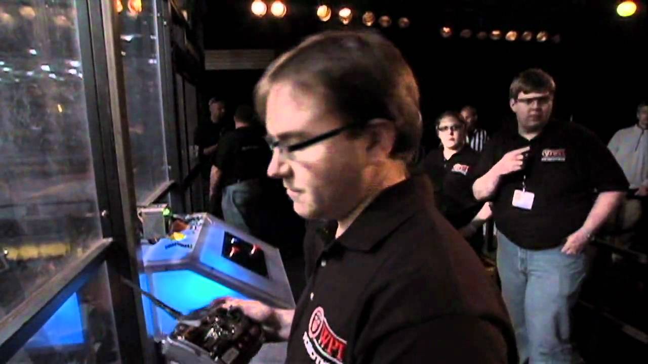 BattleBots 09 Rough Live LineCut Brutality vs Root Canal 5 of 5.m4v