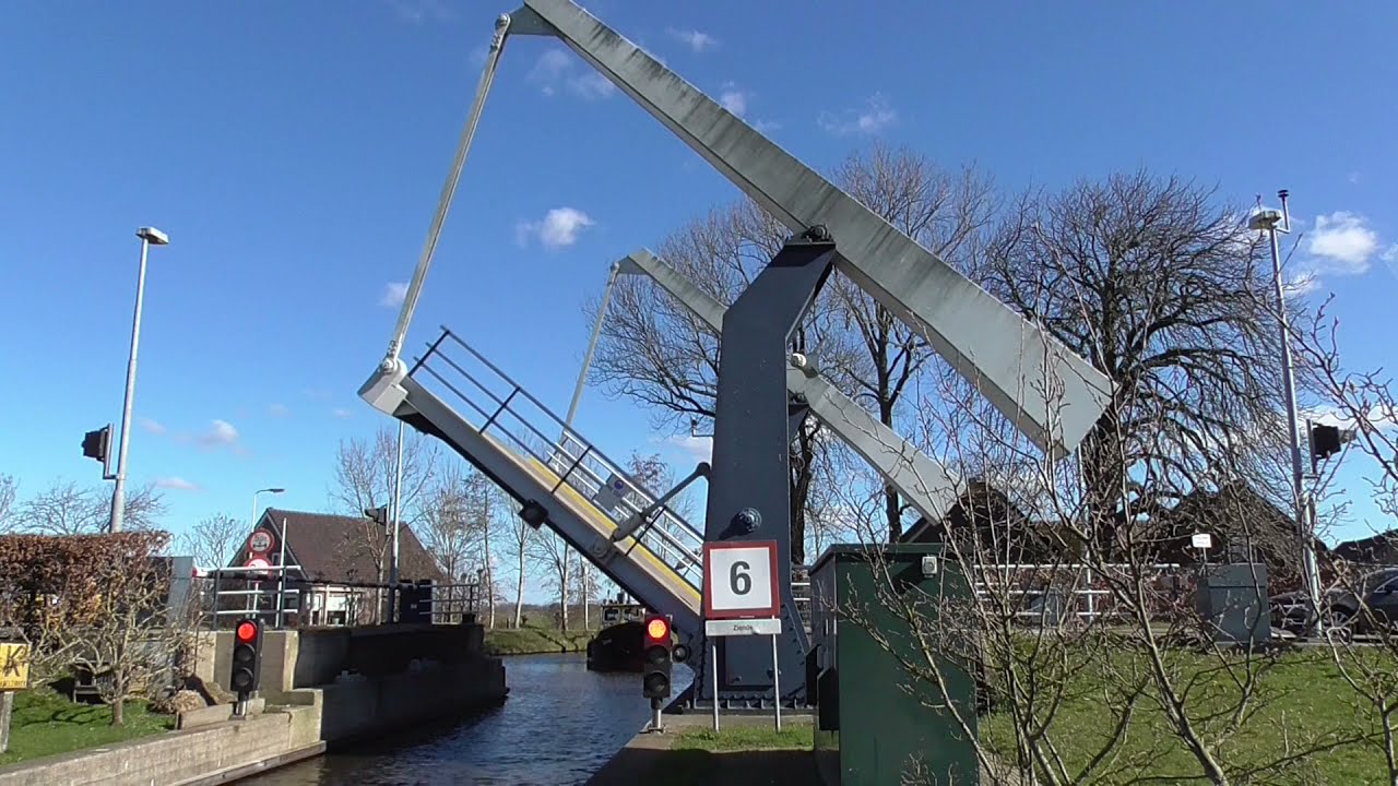 Brugopening Ziendebrug Zwammerdam Ophaalbrug Drawbridge/ Pont-levis/ Klappbrücke