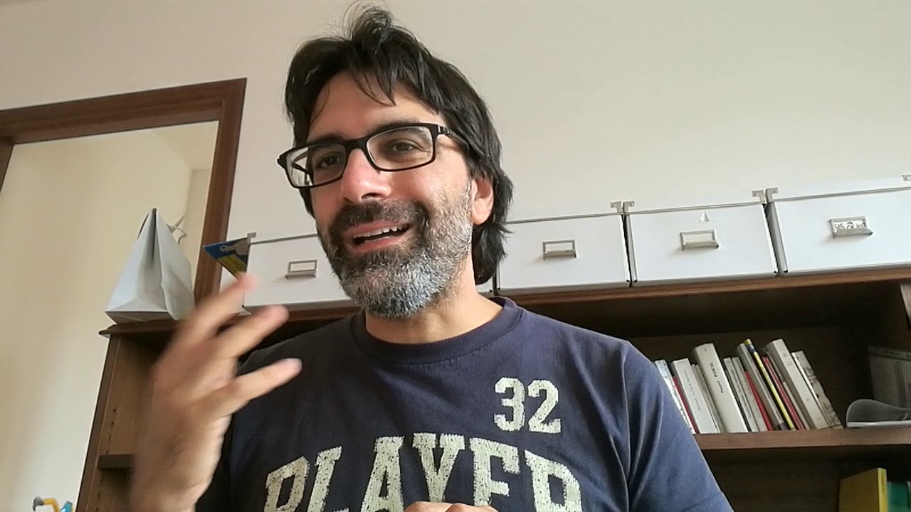 Tre nodi tematici della letteratura italiana del '900: il ruolo del poeta, il potere, il progresso