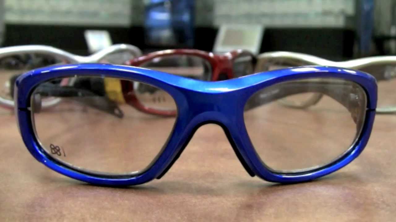 Safety glasses for sports