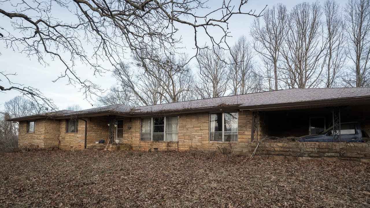 Time Capsule Abandoned House Located in the Mountains