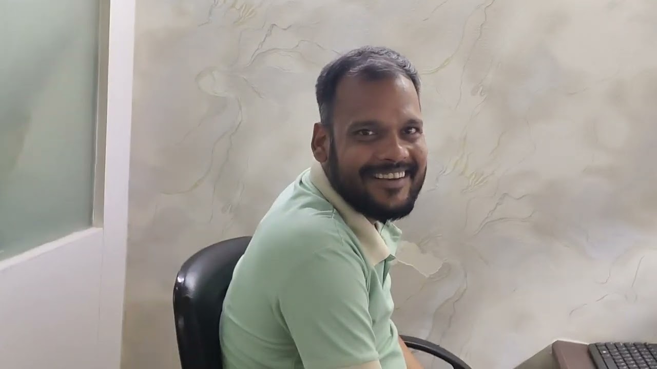 🙂 ye pagala gaya hai 