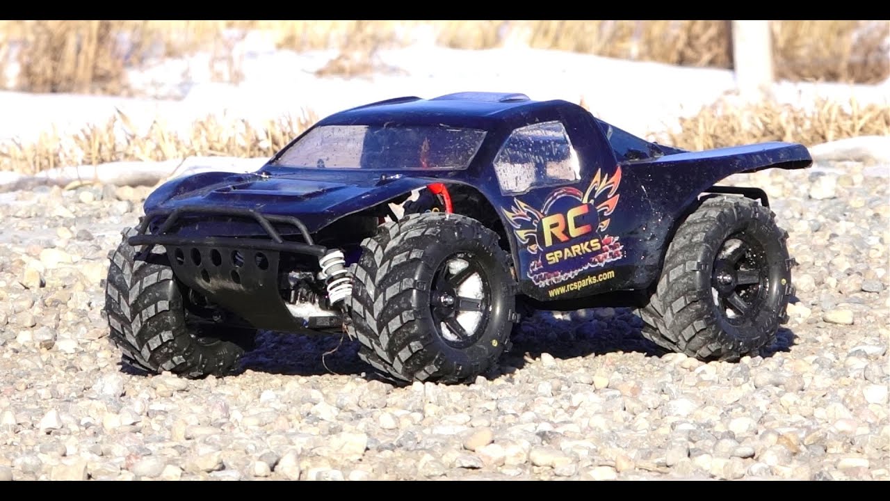 RC ADVENTURES - MONSTER TRAXAS SLASH 4x4 HCG, 3s Lipo, 2.8 Masher Tires