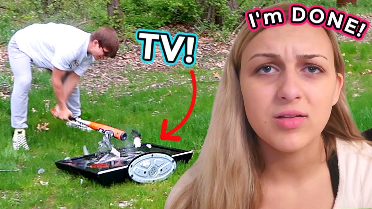 Angry Teen Destroys TV in RAGE!
