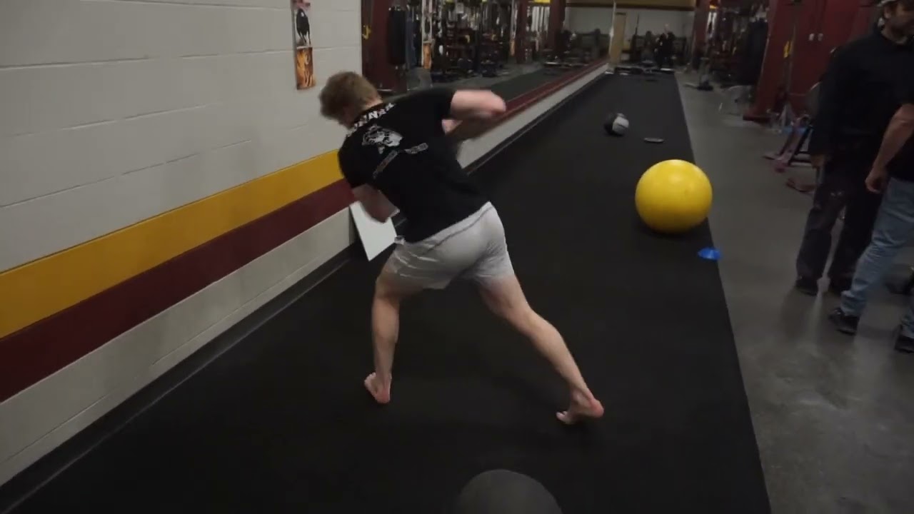 Triphasic Training 2 - Power Upper Body Tuesday Athlete Performing Block 2 of 3 in Workout