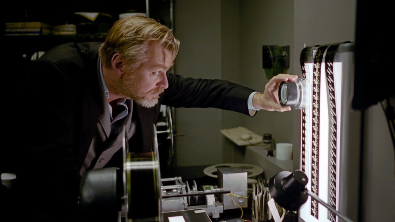 Christopher Nolan's Batman Begins Interview With Elvis Mitchell