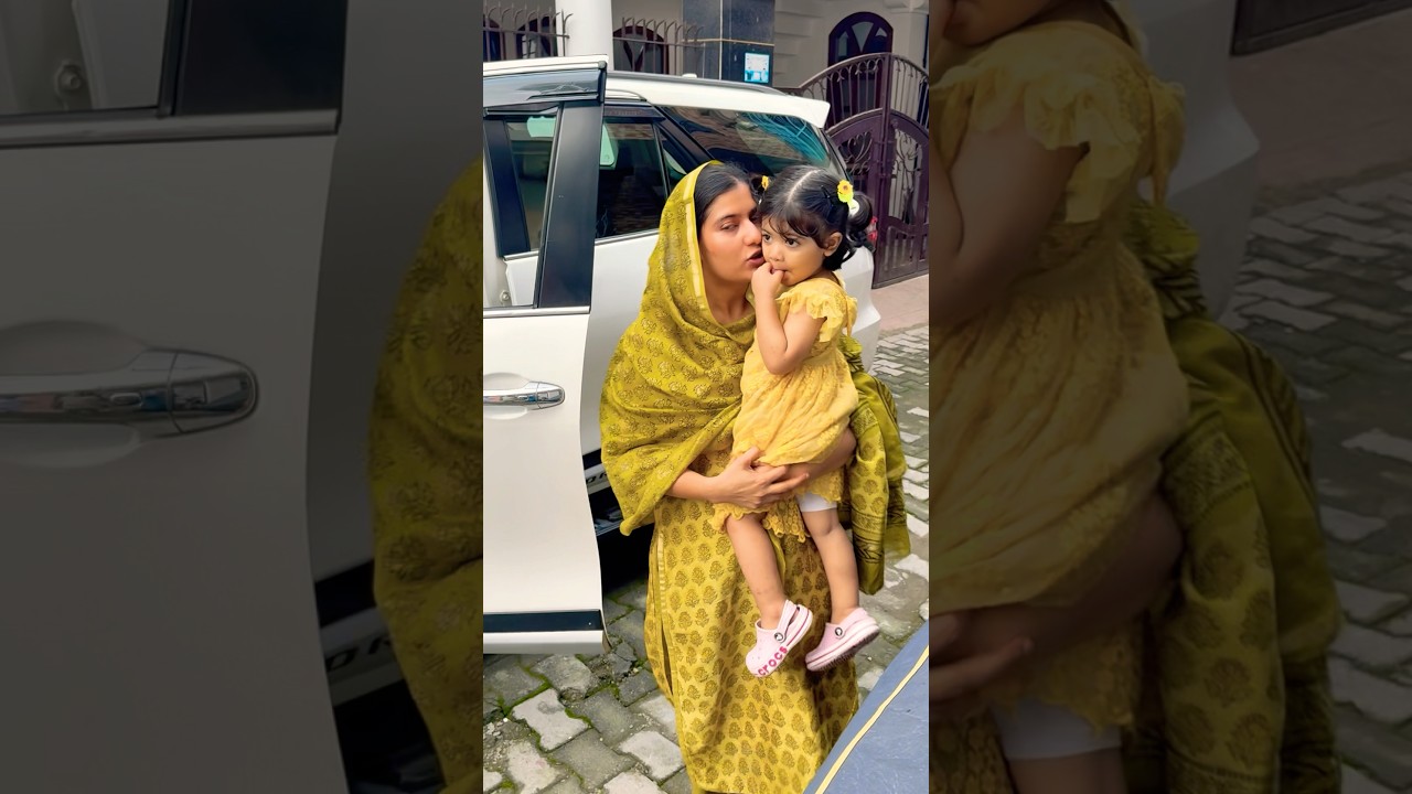 सांसद Iqra Hasan और Aisha #iqrahasan #dimpleyadav #kairana #samajwadiparty #pda #shorts #viral #love