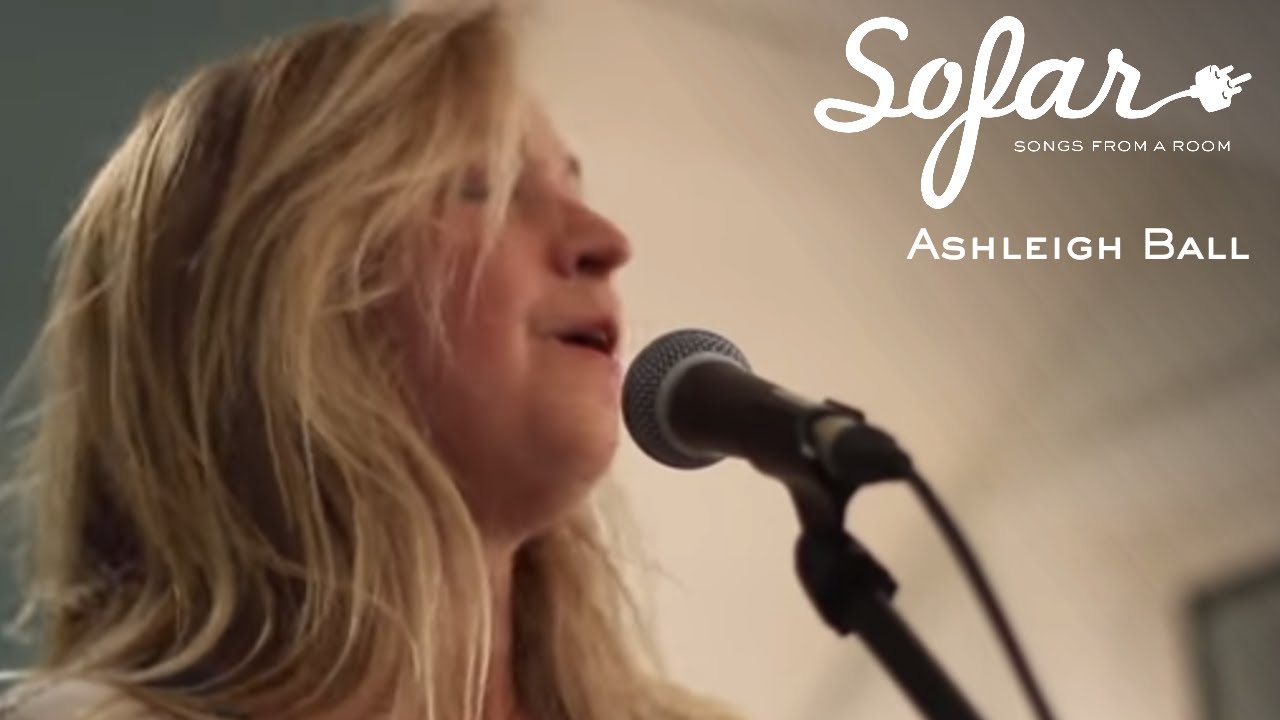 Ashleigh Ball - Gold in you | Sofar Vancouver