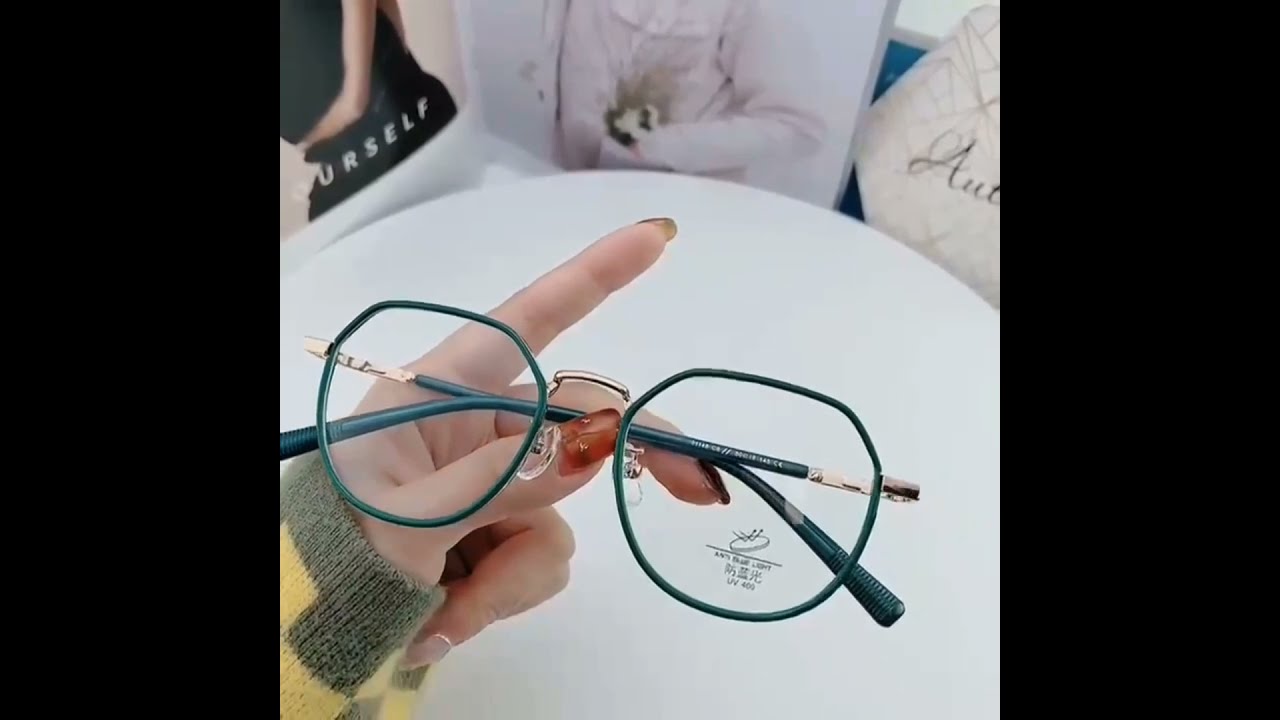 Retro Hot Green Glasses #retro ##eyewear #shorts #glasses #glassesmuseum